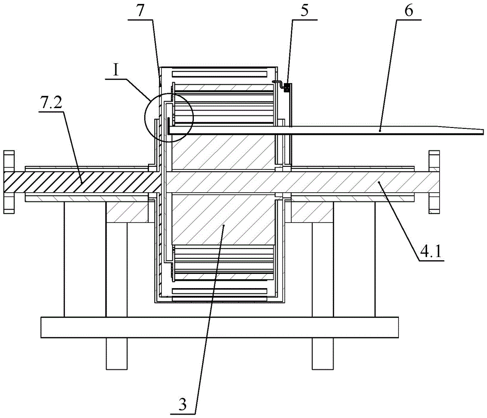 Method and equipment for continuous removal of iron from slurry with double rotation