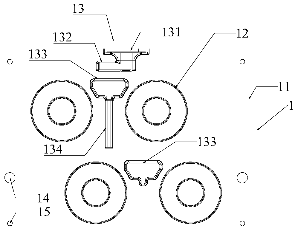 Die plate for sand casting and vertical casting of flying wheel