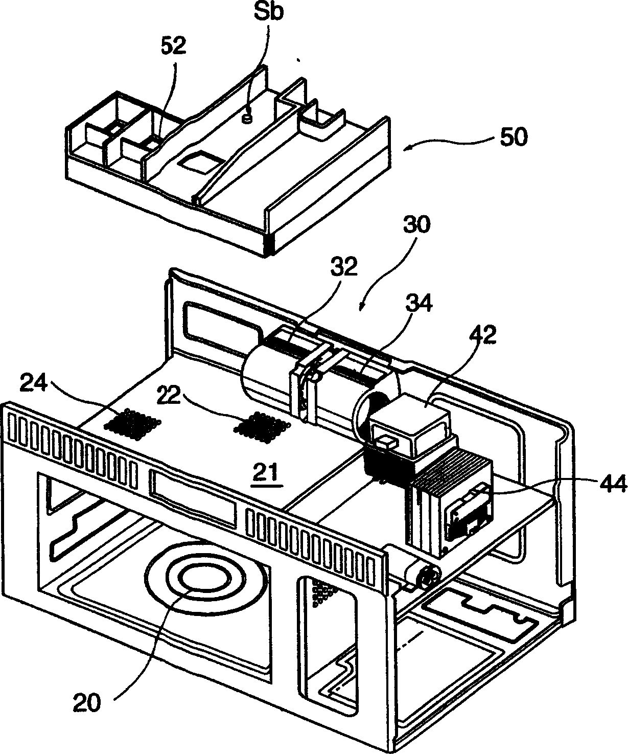 Humidity sensing arrangement for microwave oven with vented fume hood