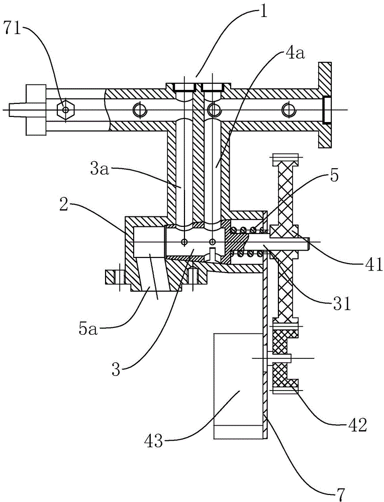 Novel automatic gas regulating mechanism for constant-temperature fuel gas water heater