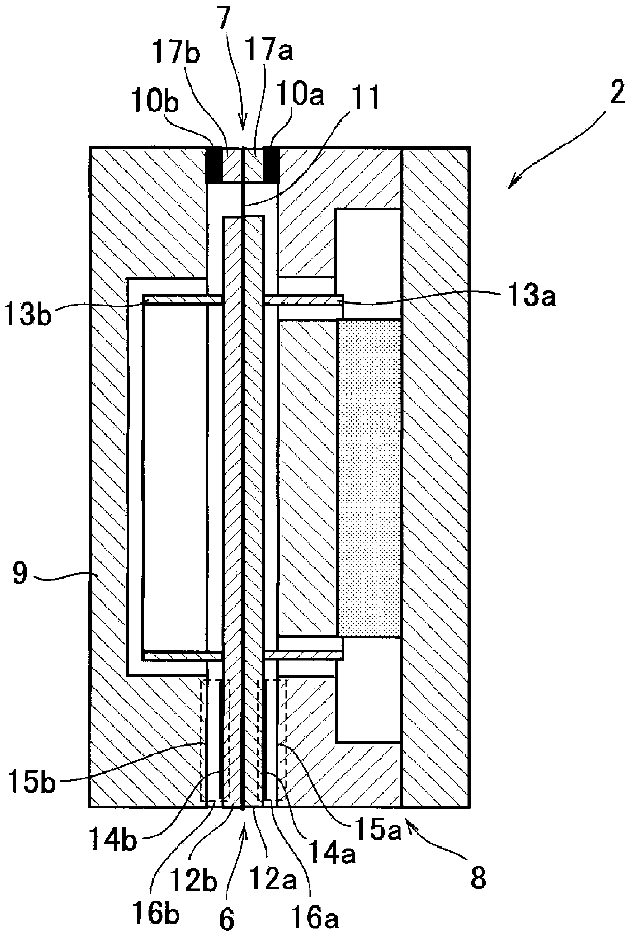 Servo accelerometer