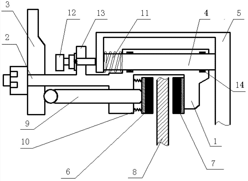 Floating caliper disc center brake with automatic return mechanism