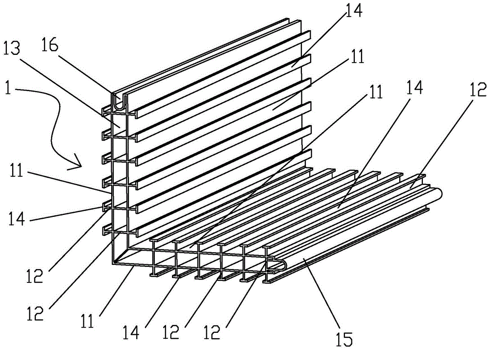 A gusset plate and a building sound and heat insulation structure using the gusset plate