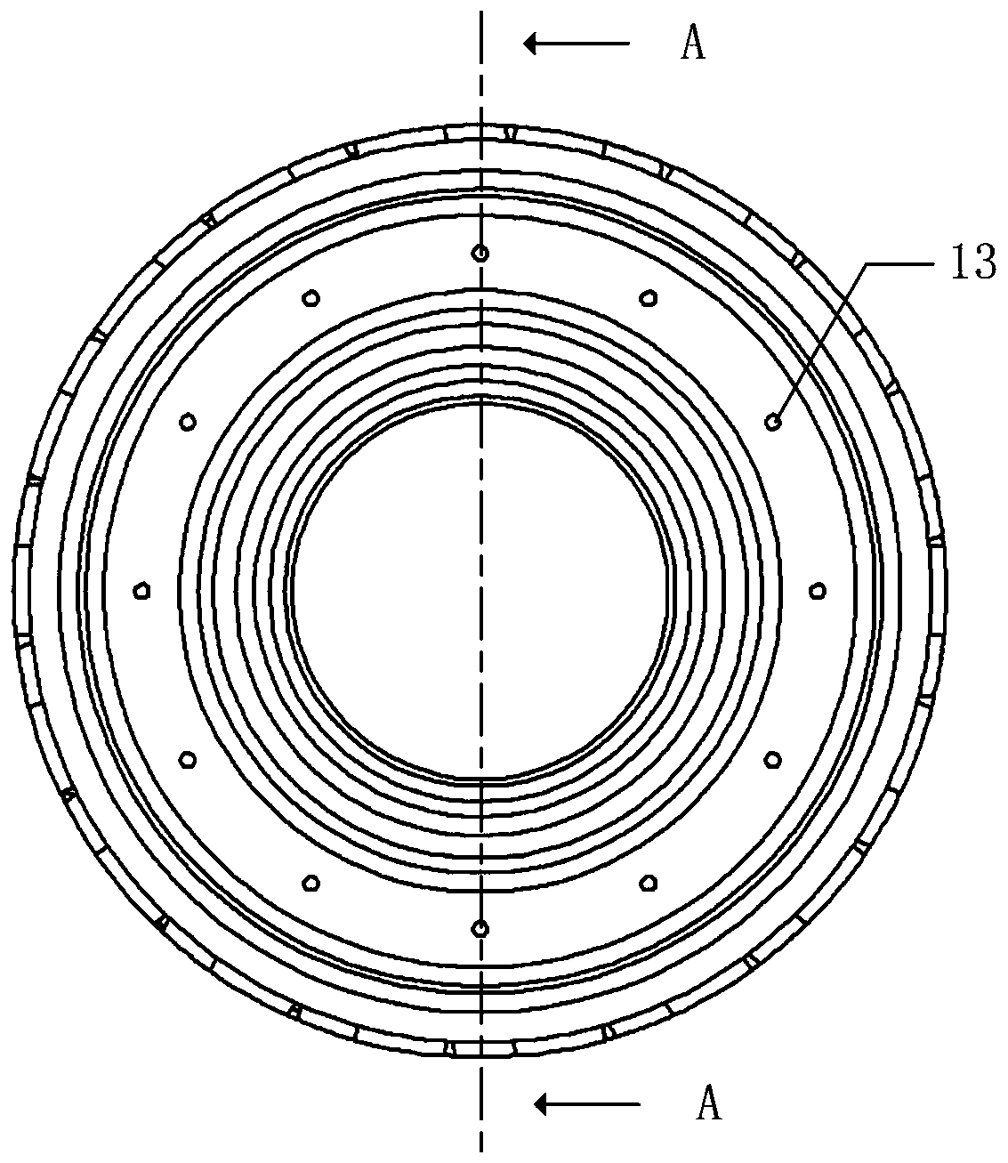 Damping and noise-reducing solid tire and preparation method thereof