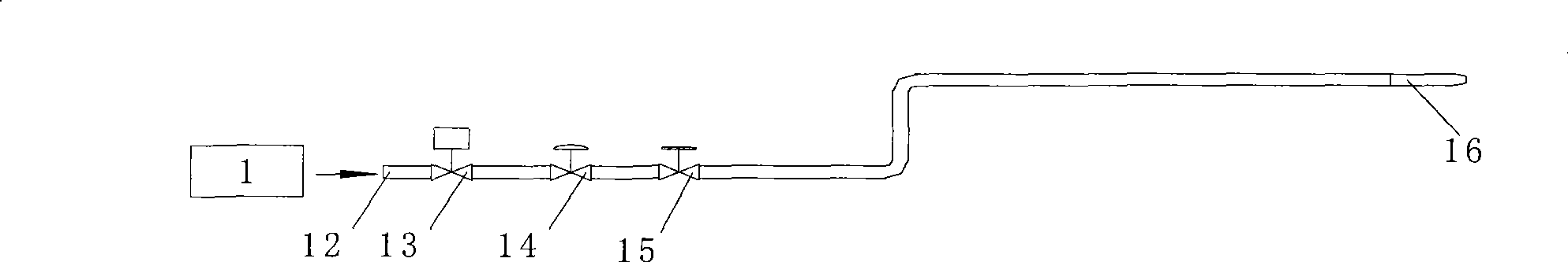 Fuel step adding apparatus of glass melter total oxygen combustion