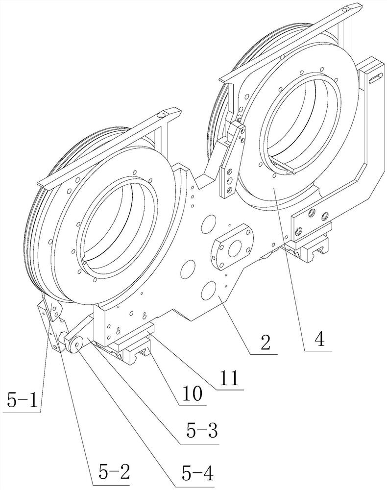 Scrap removing device and method for corrugated paper slotting unit