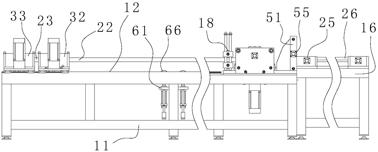 Core-pulling pipe embosser and split-type mold core set