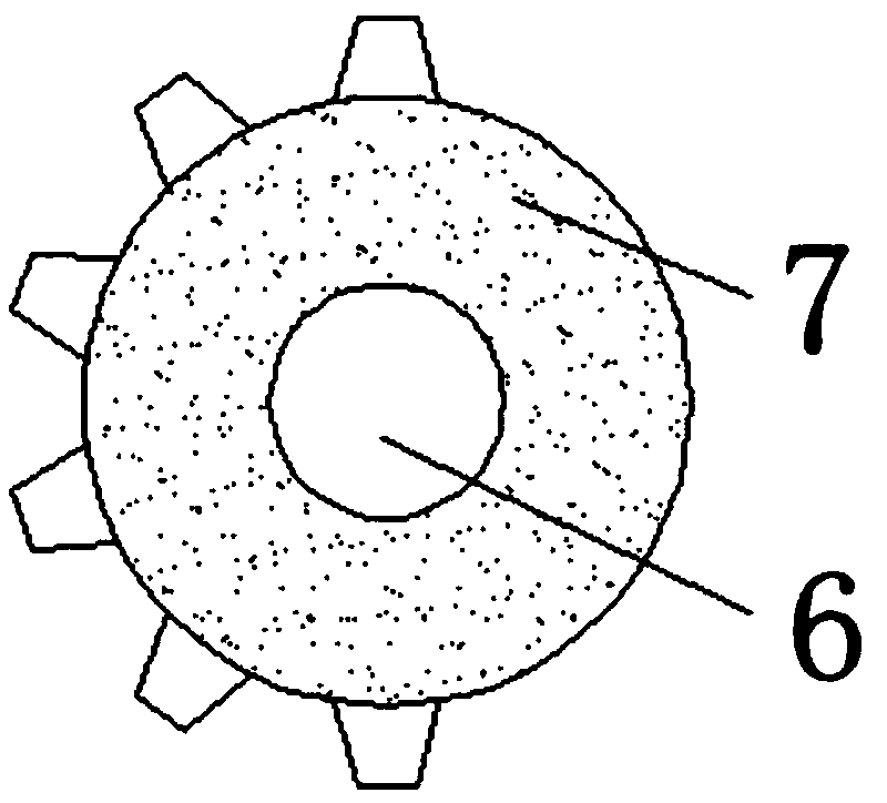 Filtering device facilitating clearing of filter residue for chemical industry