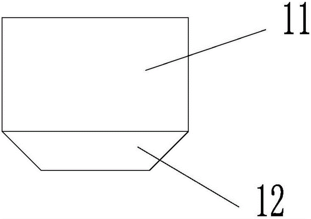 Coating for non-shrinkage-cavity fusion cast brick heating insulated feeder head