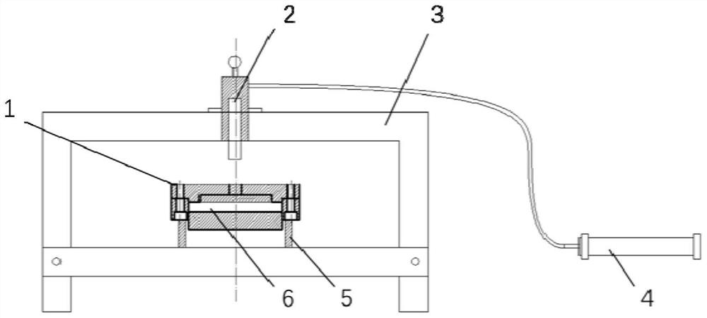 Thermoplastic plastic hot-press forming mold and mold taking method thereof