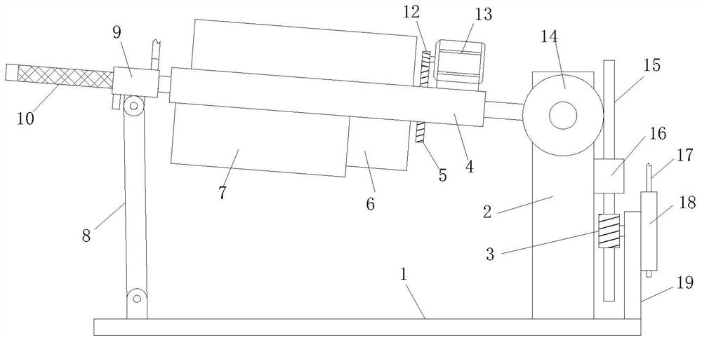 A high-efficiency pickling device for black pork processing