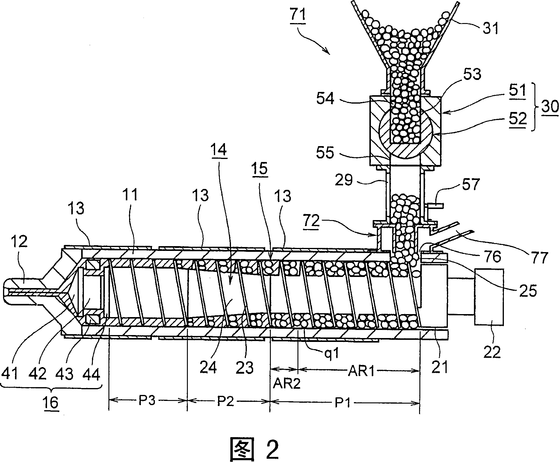 Injection member of molding machine and molding method