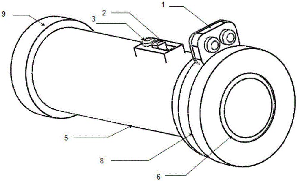 Flashlight for automatically adjusting brightness with change of irradiation distance