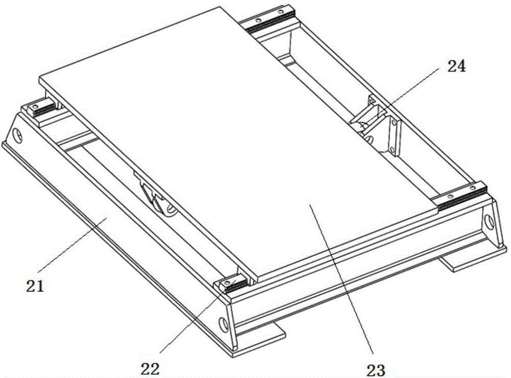 Automatic overturning device applied to tank container