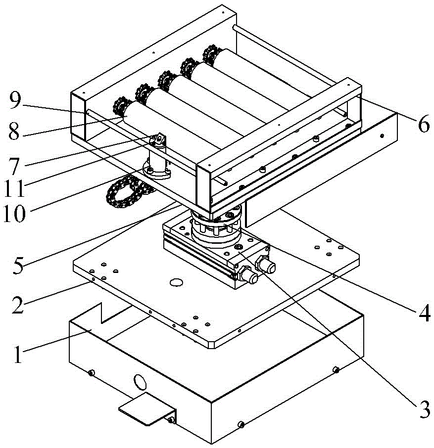 Conveying reversing device for assembling line