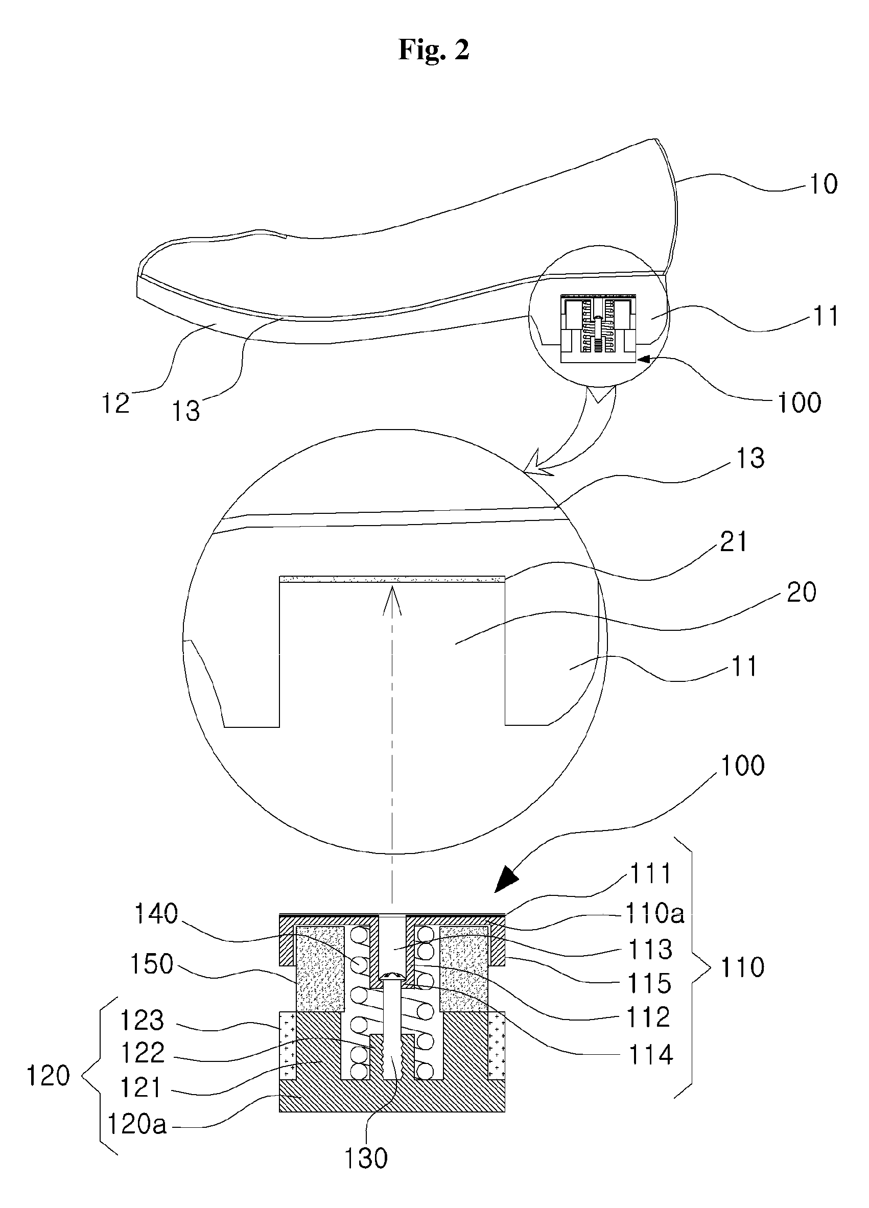 Shoe having detachable cushioning member