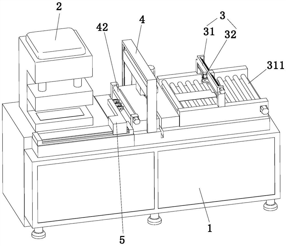 Automatic cutting, drilling and stamping integrated device for automobile buckles