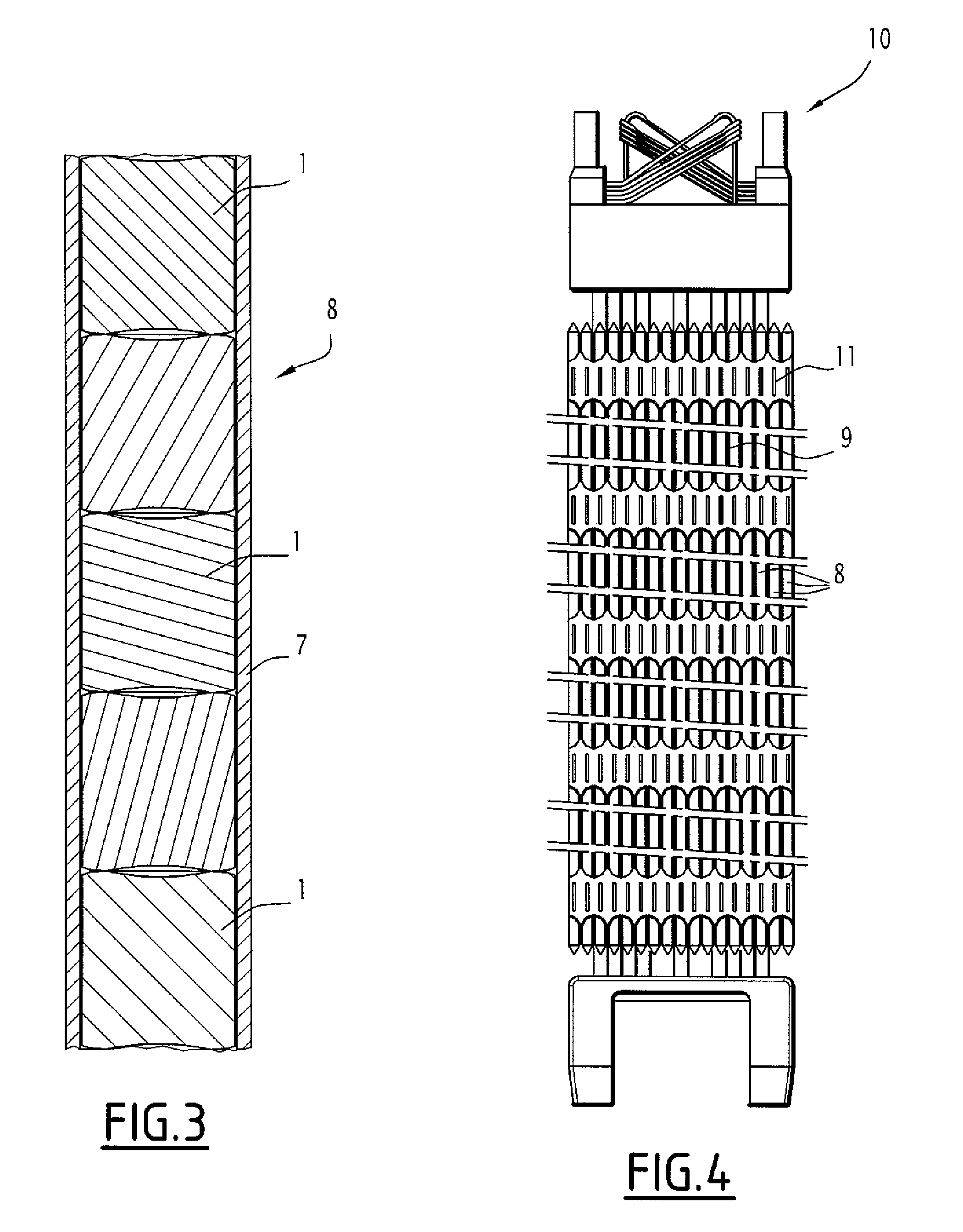 Nuclear reactor green and sintered fuel pellets, corresponding fuel rod and fuel assembly