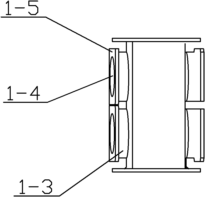 Distribution valve and mud or concrete pump with same