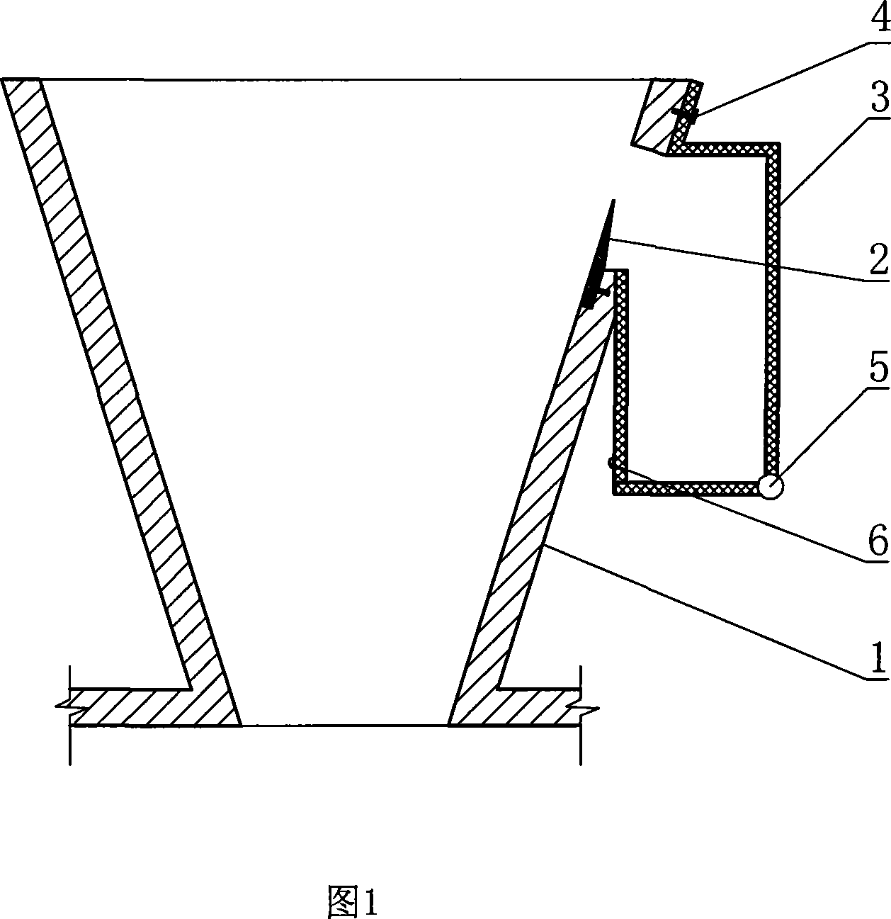 Garlic-peeling machine inlet capable of cutting root function