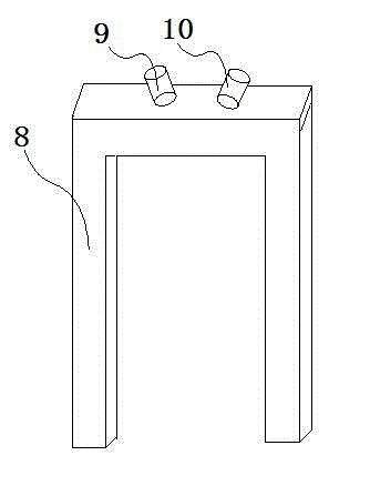 Orienting sorting ordering feeding system for fresh corncobs and orienting sorting ordering method thereof