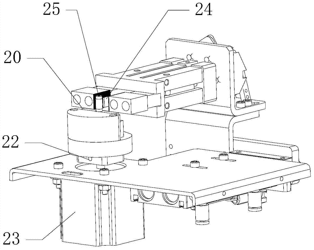 An automatic label tearing device and method