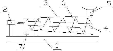 Screw squeezing dewaterer