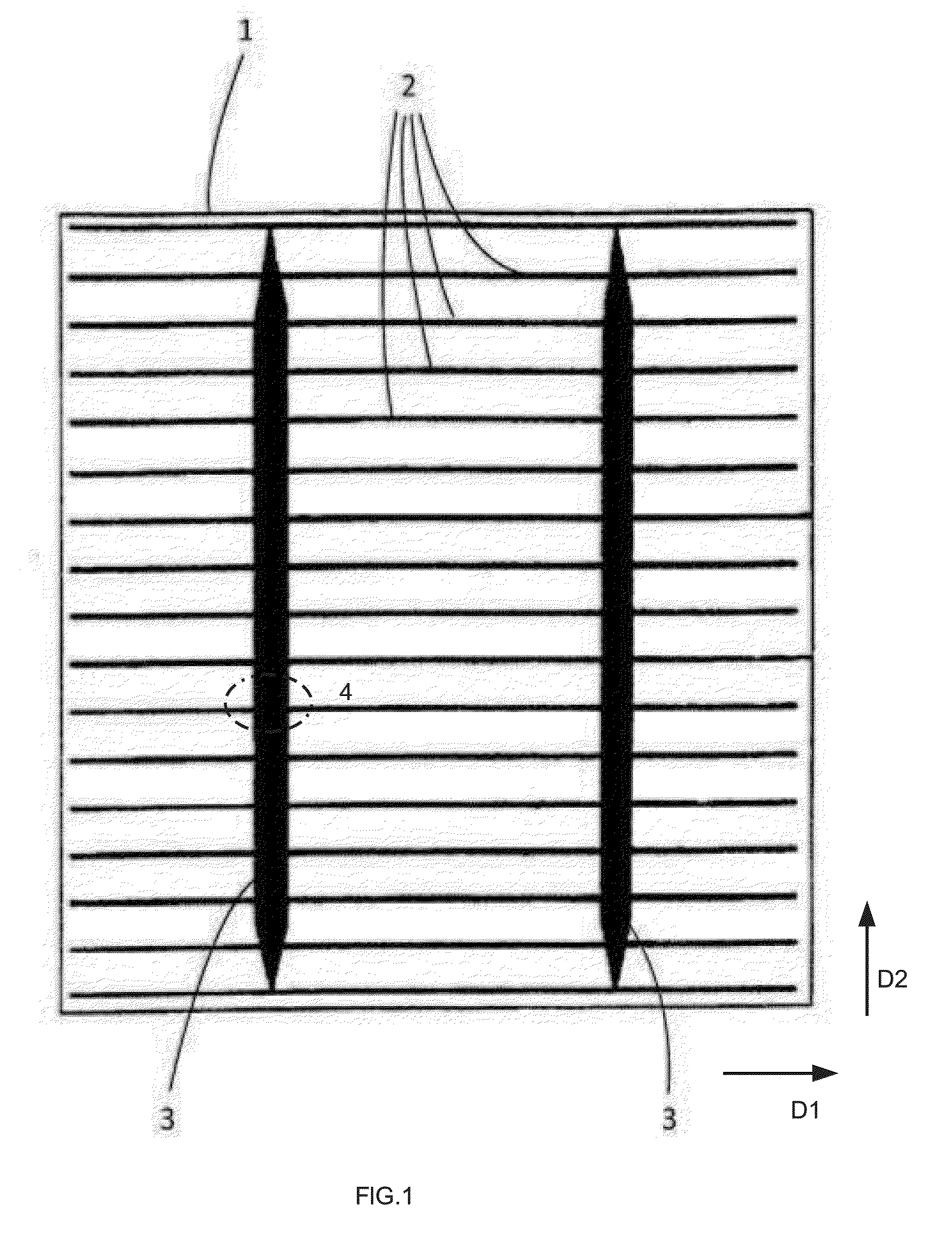 Photovoltaic module with photovoltaic cells having local widening of the bus