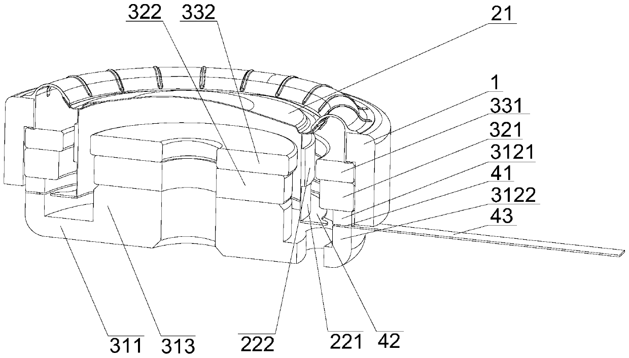 Loudspeaker capable of reducing distortion