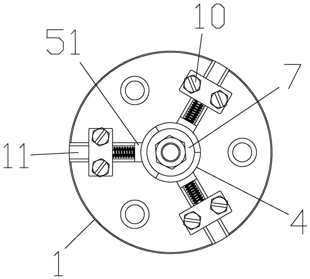 Internal expansion type automatic clamping device for yarn feeding pipe processing