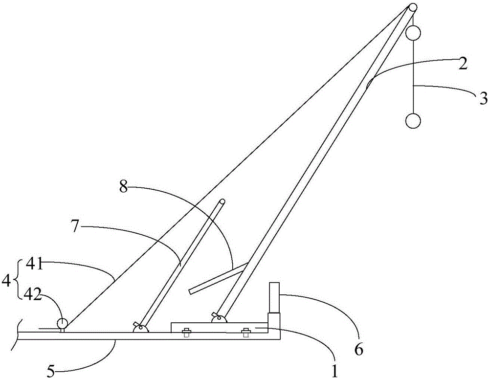 Detachable lifting device for door-like mast building and construction method of lifting device