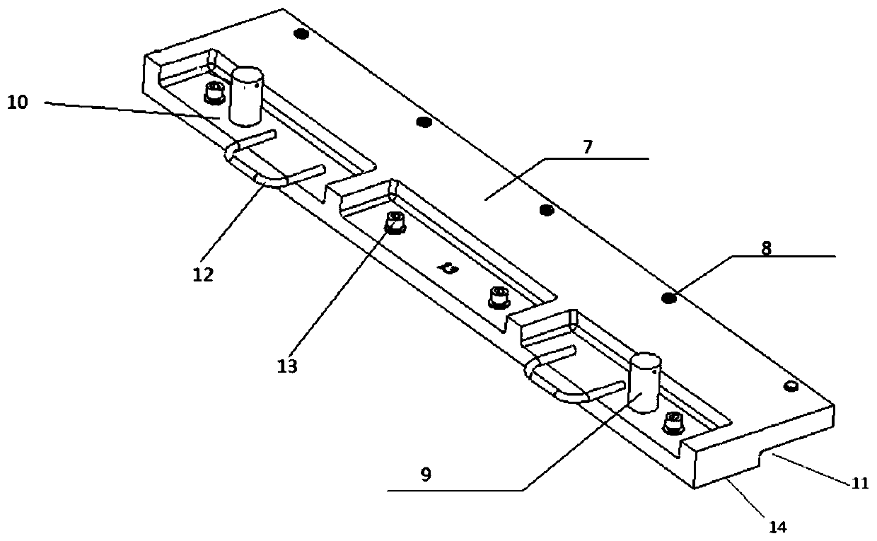 Rapid drilling device attached to forming die