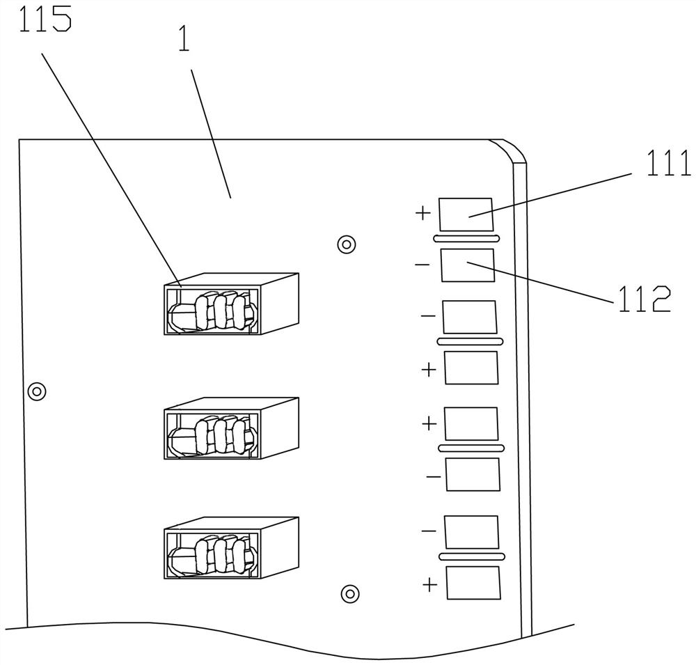 A high-power power supply backplane for high-density assembly