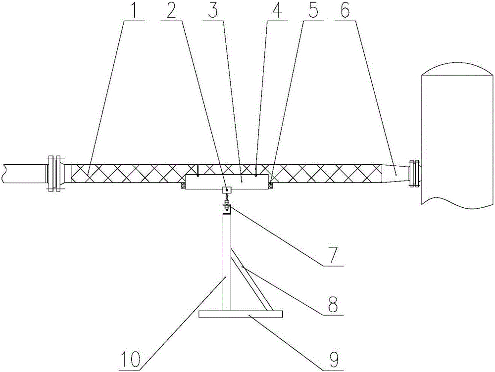 Pipeline butt-joint device capable of adapting to adjustment