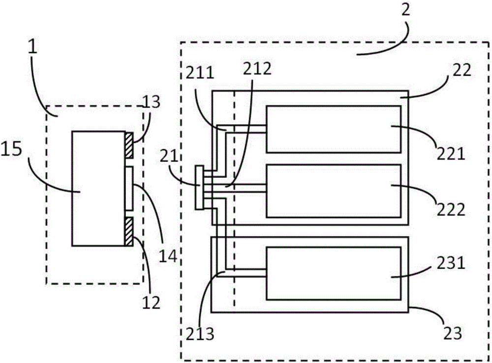 Self-adapting wearable anti-thrombus treating device and control method thereof