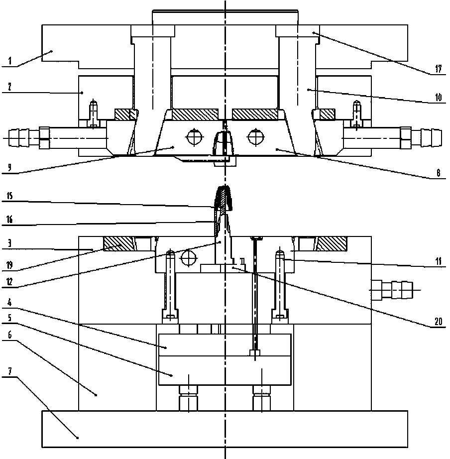 Mechanism for separating plastic products from slide blocks on four sides