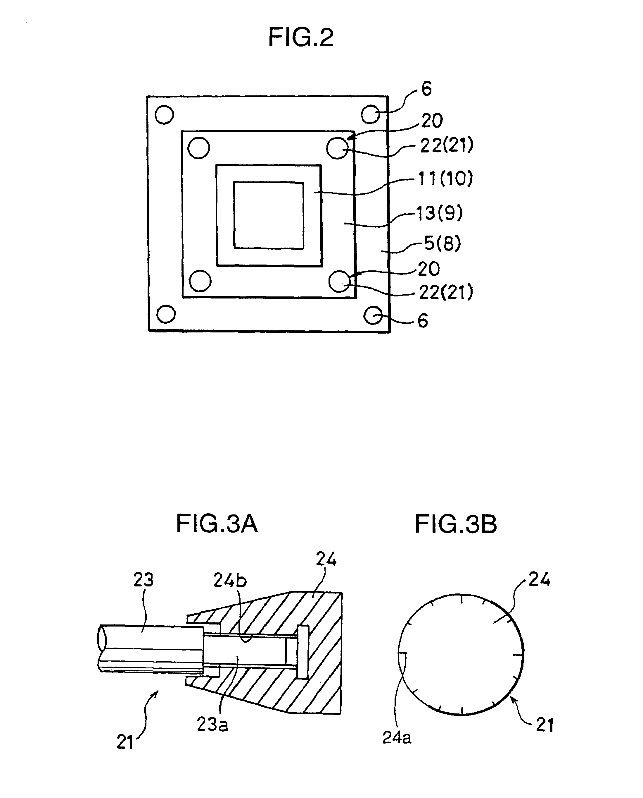 Injection and compression molding with parallelism mechanism