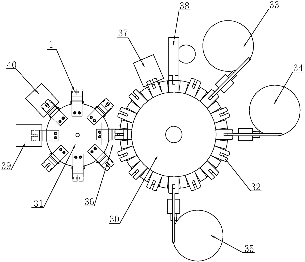 Elastic piece and cap assembling device of zipper puller assembling machine