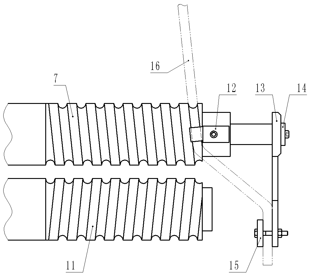 Automatic pipe bending machine for spiral tube