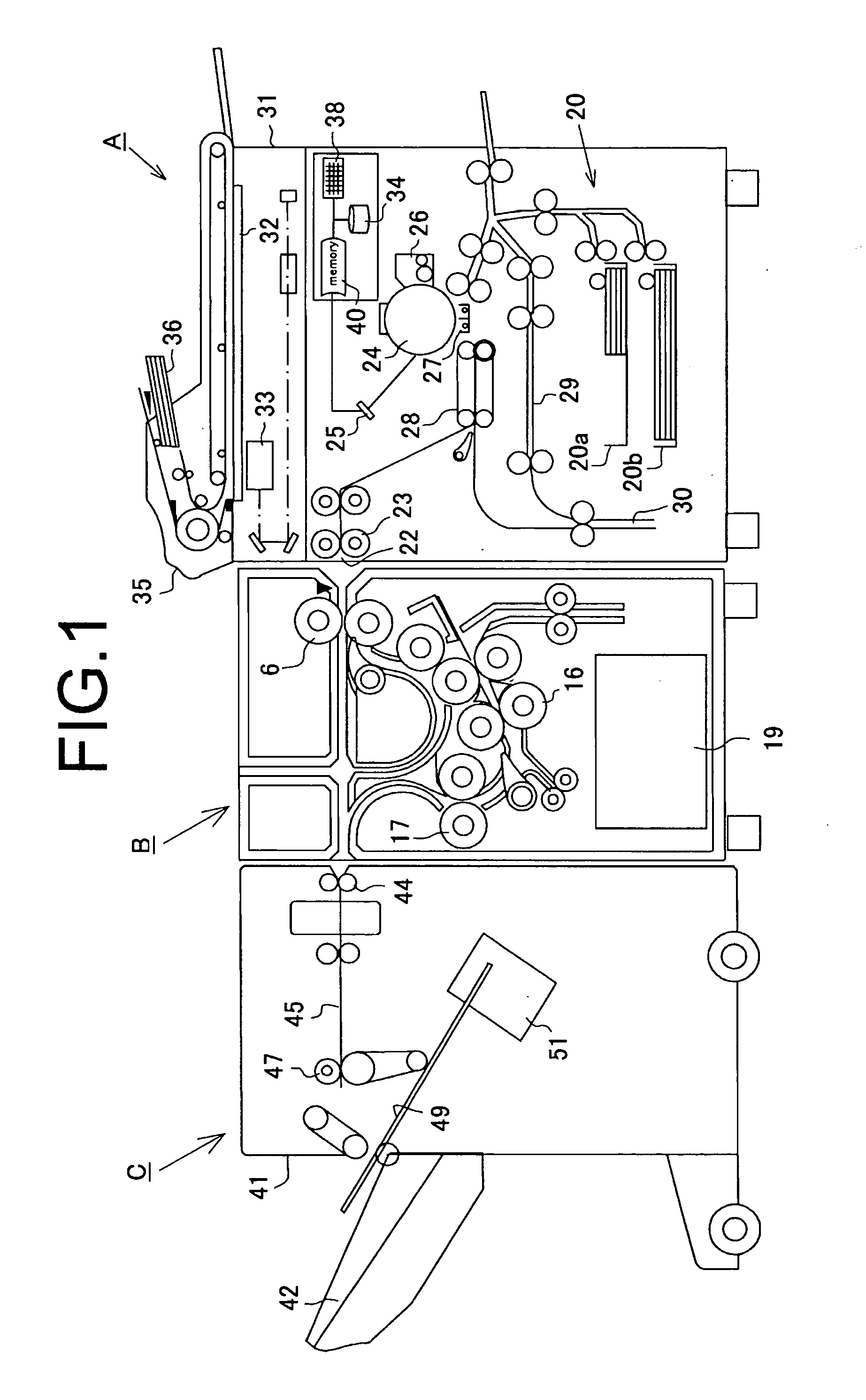 Sheet folding apparatus and image formation system provided with the apparatus