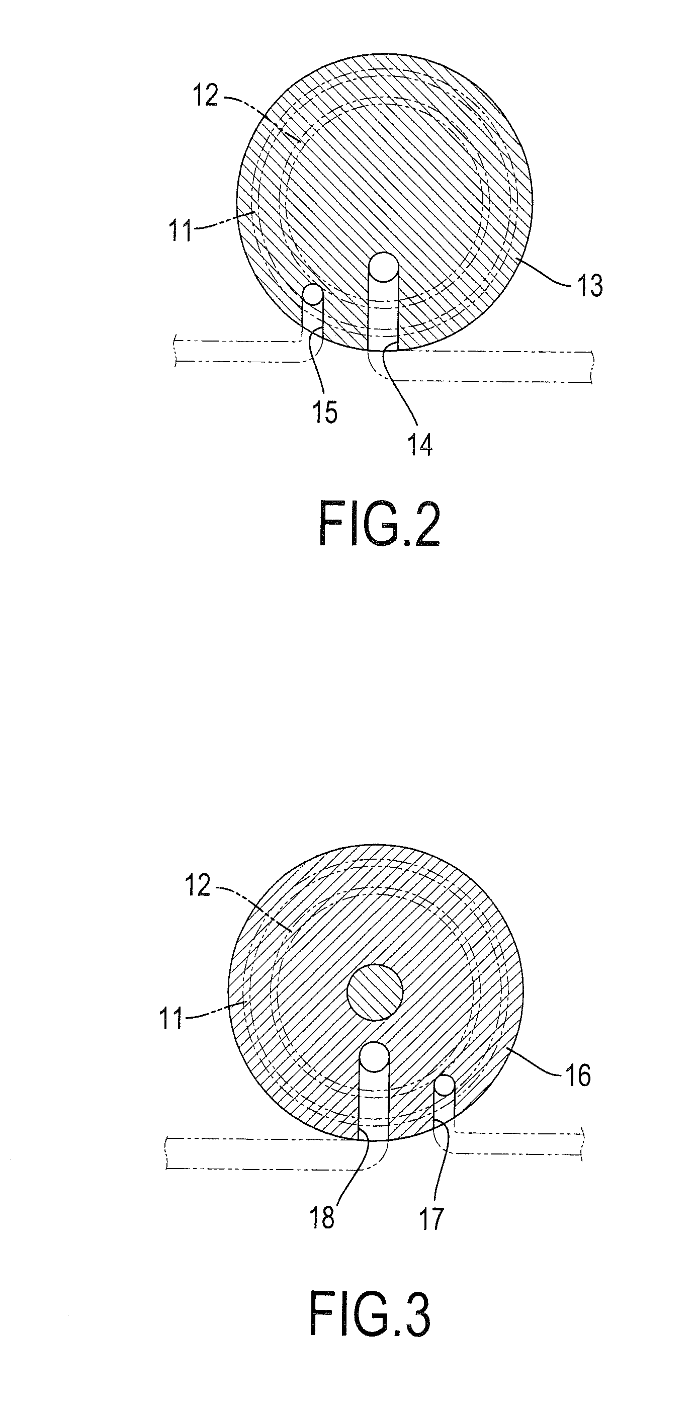 Feeding device for liquid materials