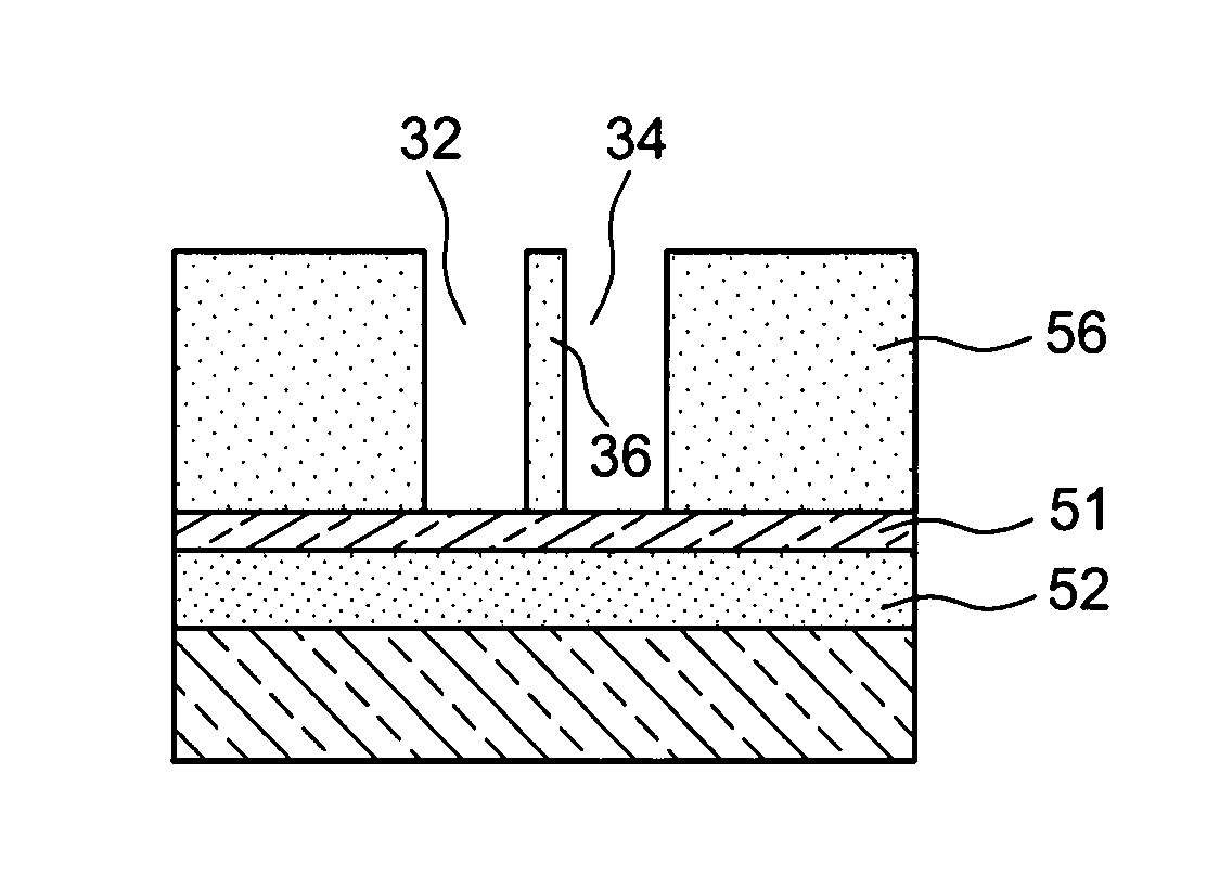 Slotted guide structure