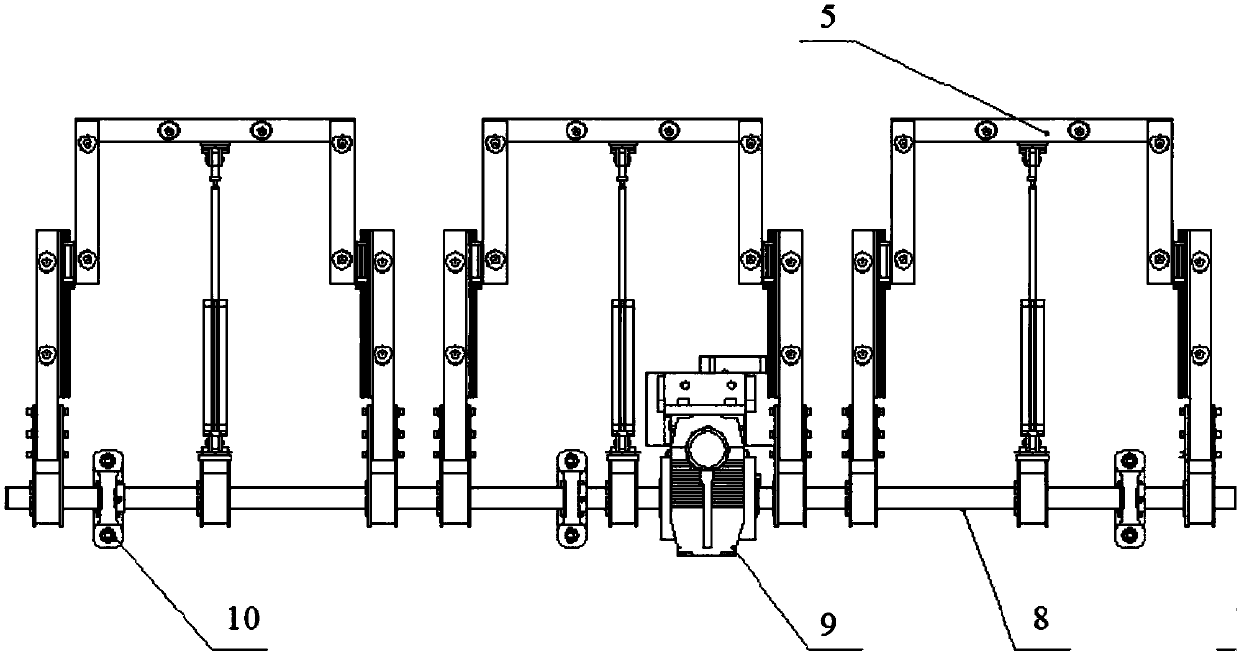 Automatic overturning device with telescopic arms