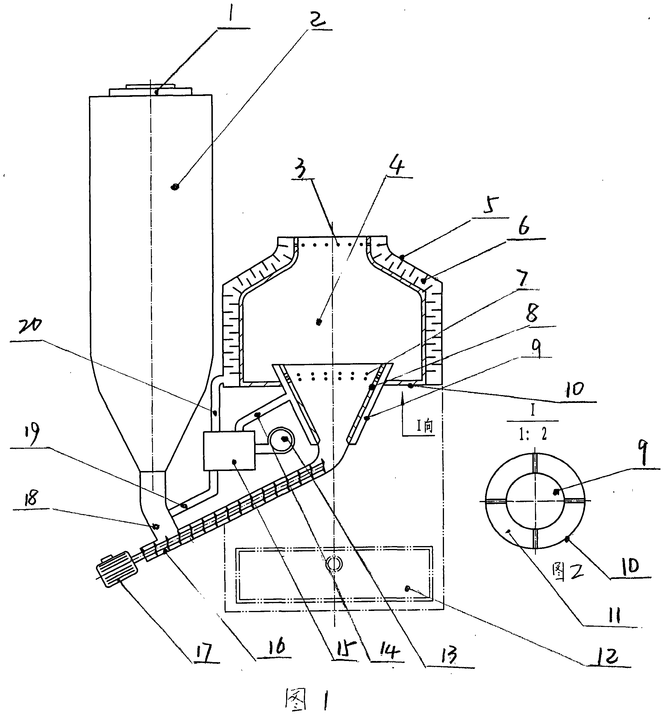 Automatic-ash discharging biomass particle combustor