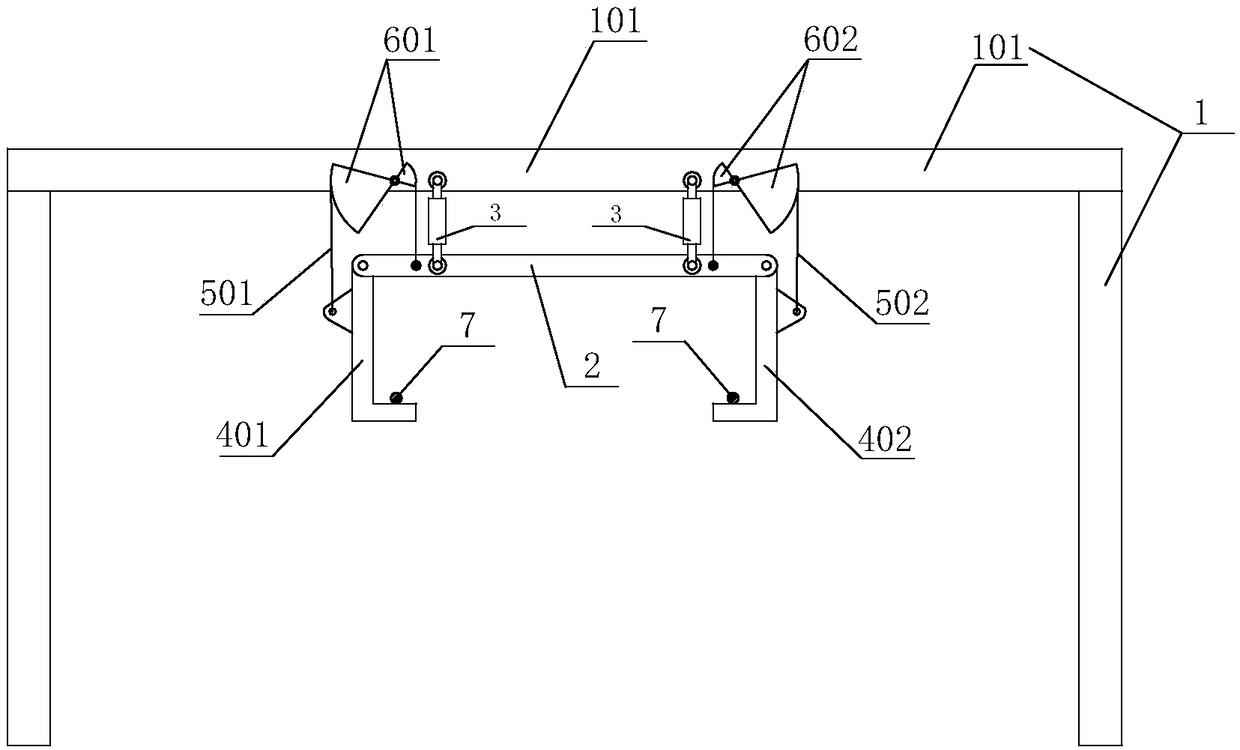 Automatic-swinging type covering and uncovering device