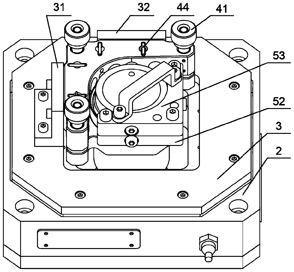 Sample precise jig for cross-scale two-photon polymerization machining and leveling method