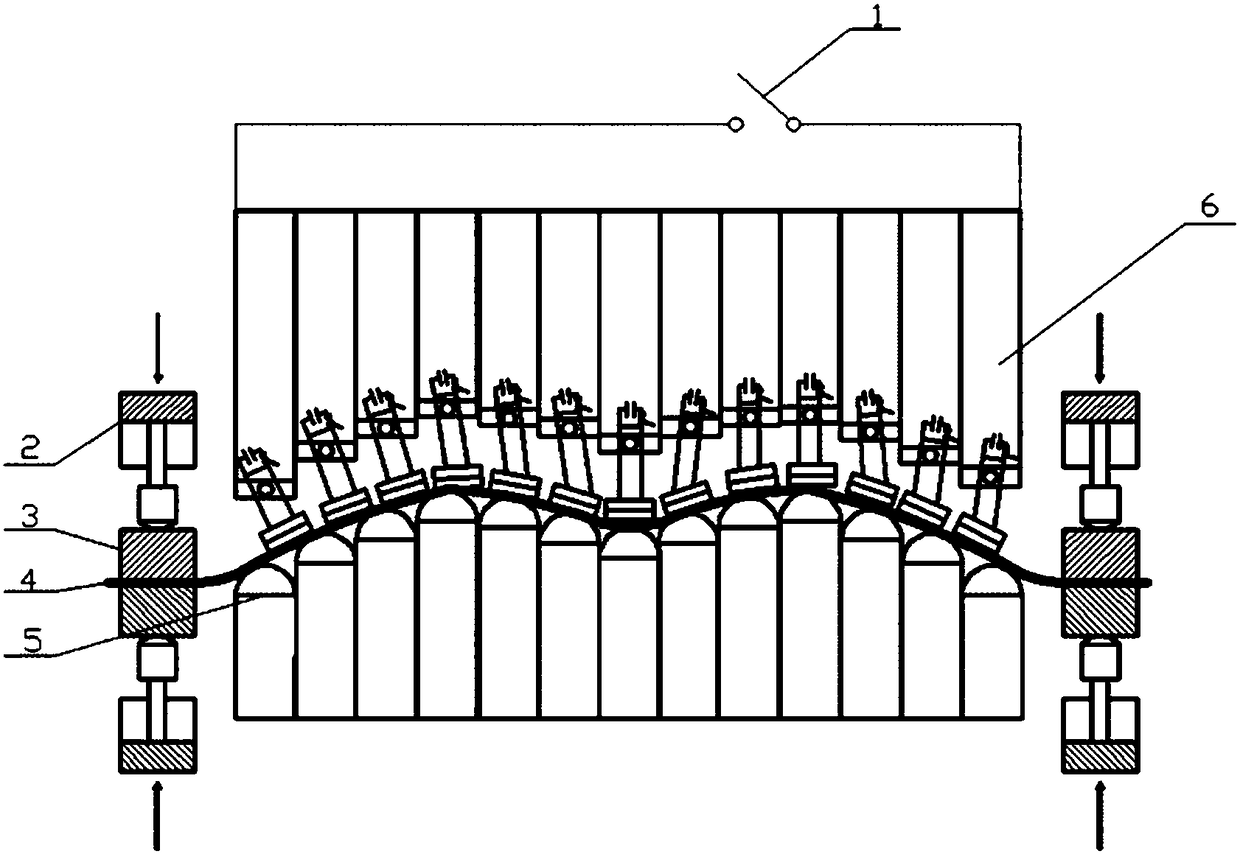 Flexible compound forming device and method based on magnetic pulse synchronous discharge