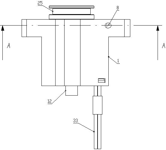 Automatic water draining device and fuel filter using automatic water draining device and using method thereof