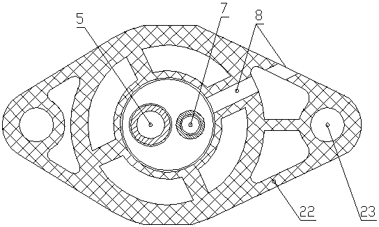 Automatic water draining device and fuel filter using automatic water draining device and using method thereof