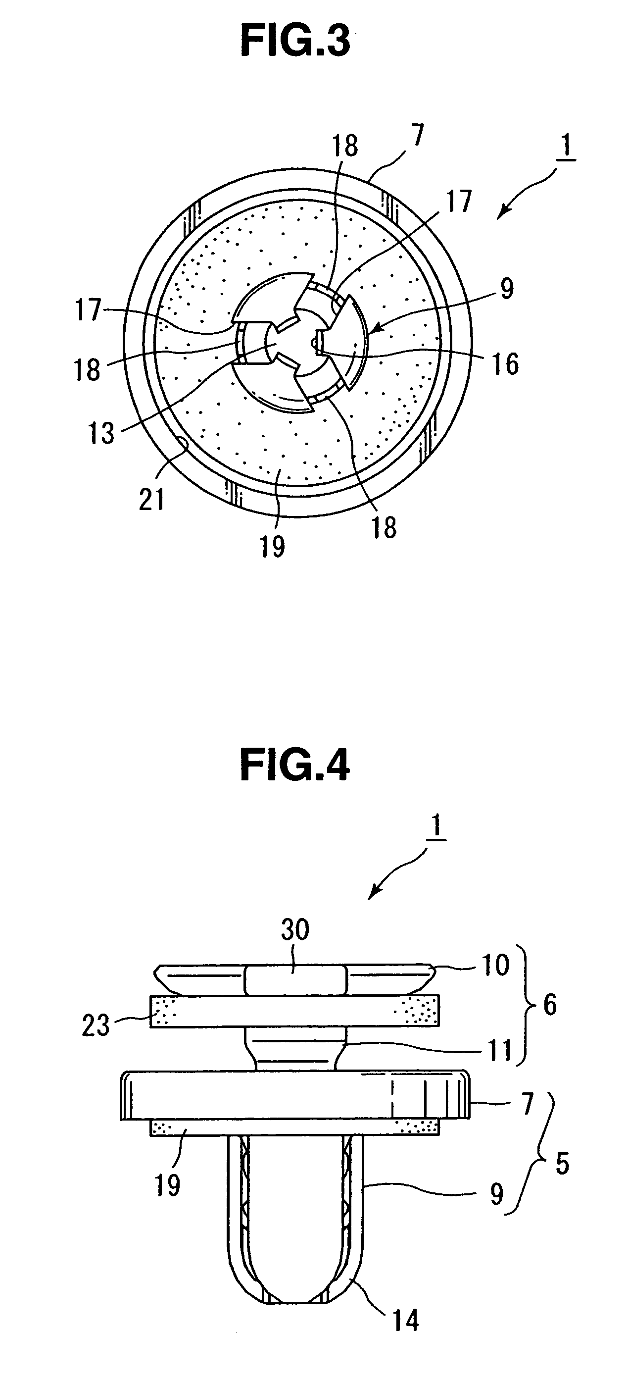 Plastic clip for connecting a panel to a body